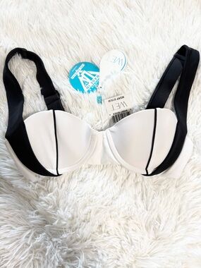 WET White Black Colorblock Underwire Bikini Top Swimsuit NWT size XS